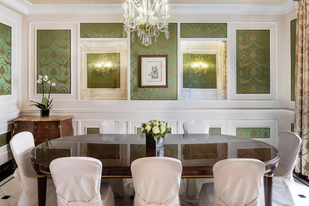 Baglioni Hotel Carlton - The Leading Hotels Of The World Milan Bagian luar foto
