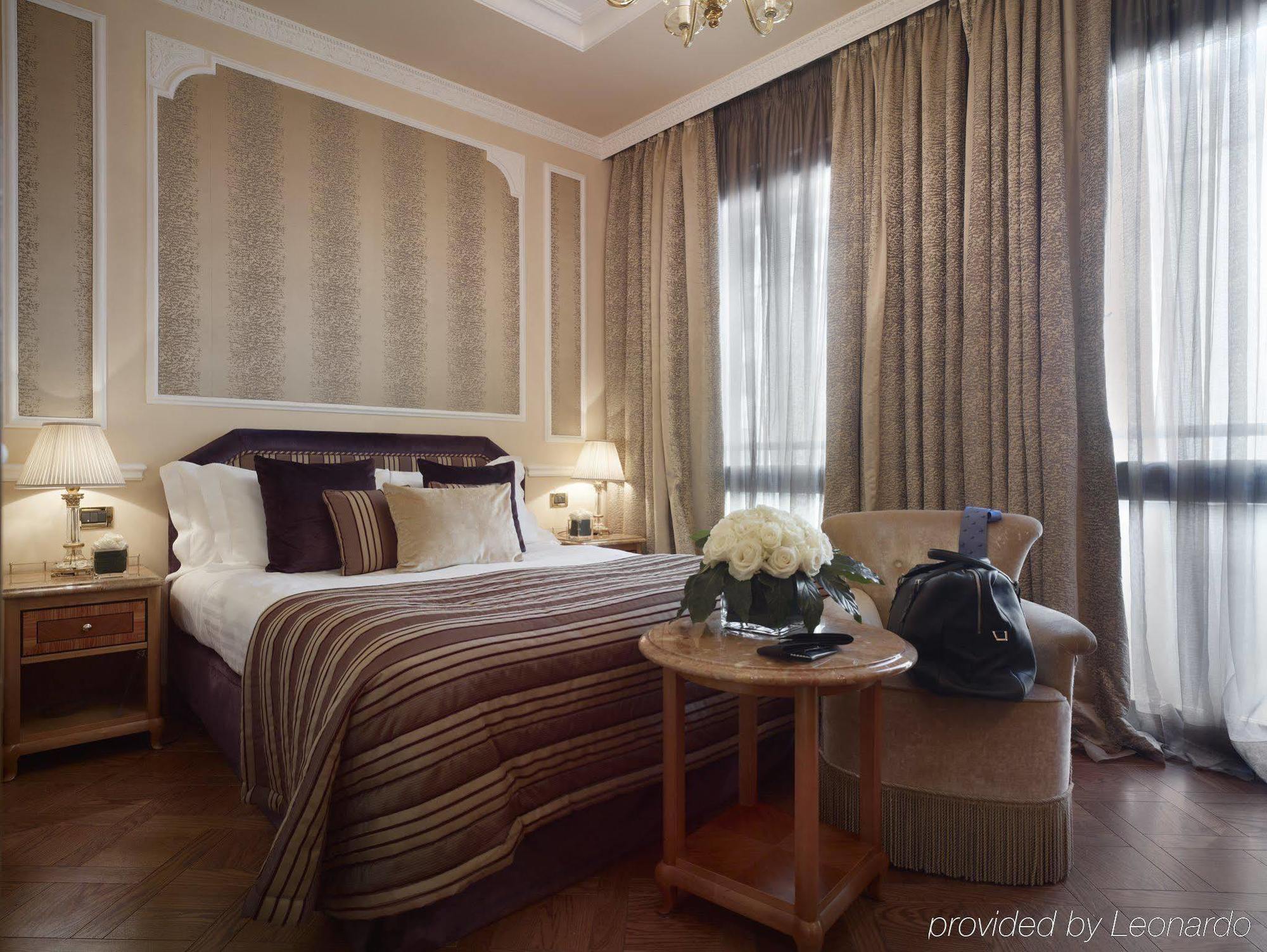 Baglioni Hotel Carlton - The Leading Hotels Of The World Milan Ruang foto