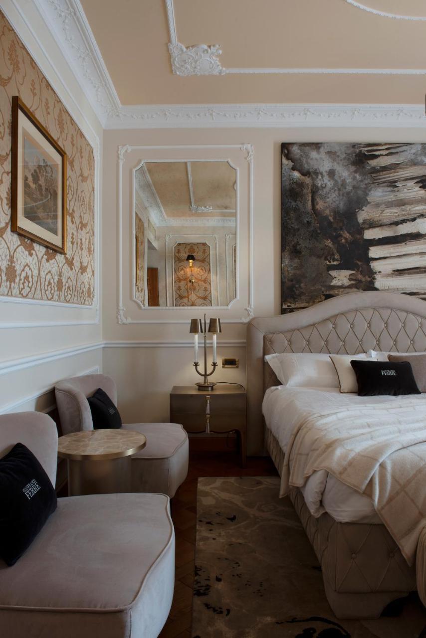 Baglioni Hotel Carlton - The Leading Hotels Of The World Milan Bagian luar foto