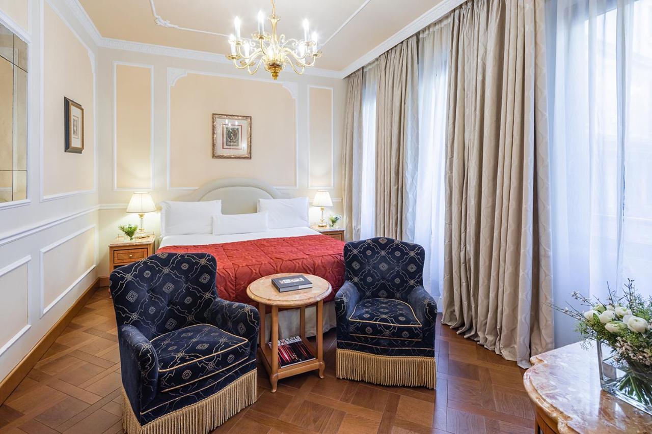 Baglioni Hotel Carlton - The Leading Hotels Of The World Milan Bagian luar foto